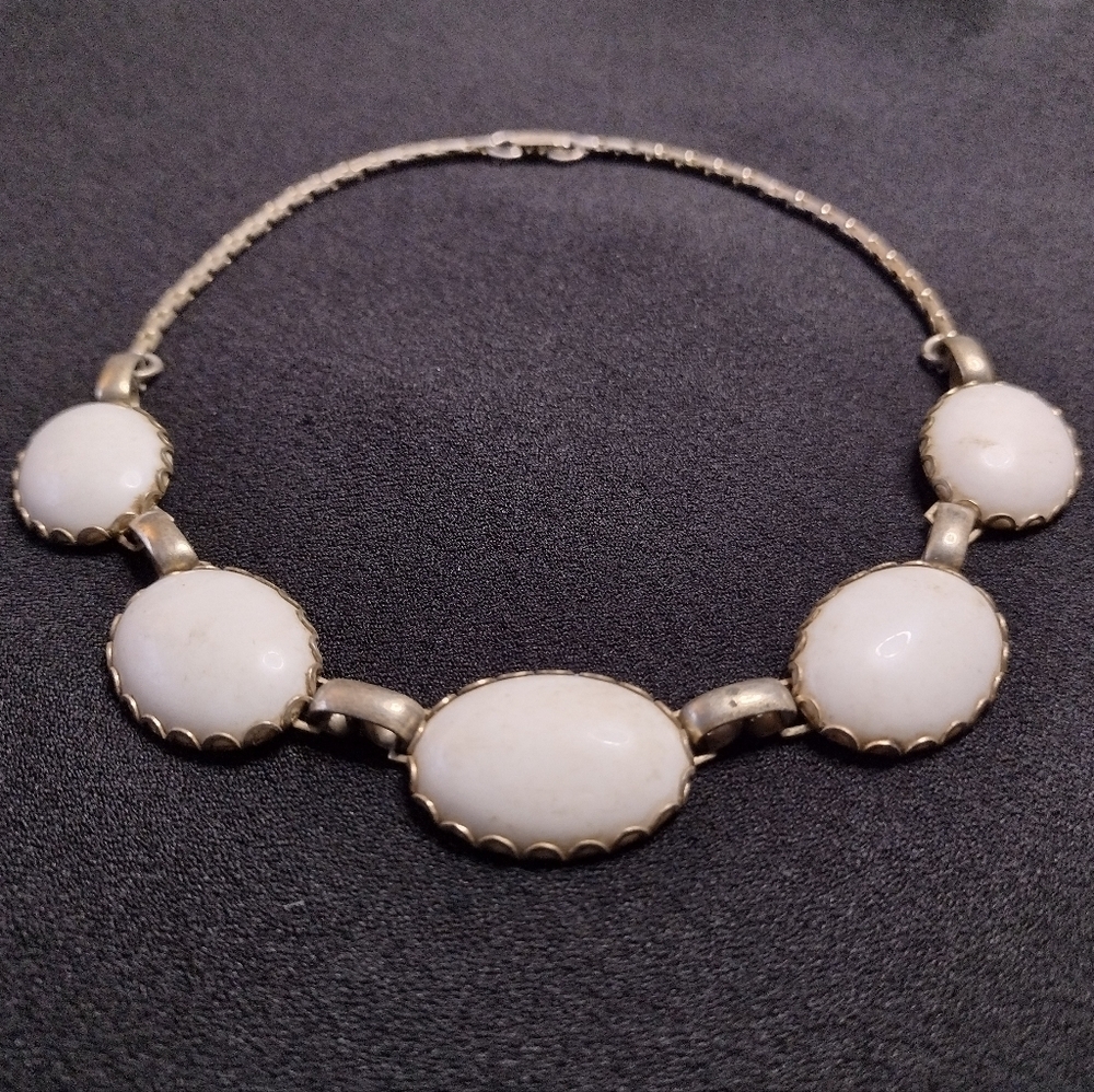Gold and Cream Choker Necklace